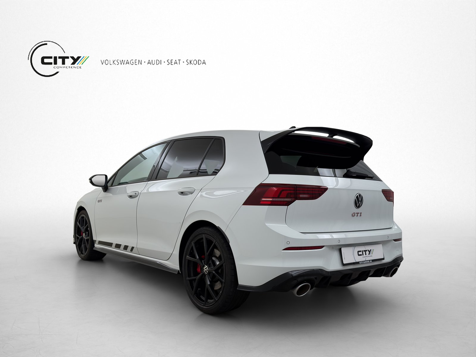 VW Golf 8 2.0 TSI GTI Clubsport Black Style, Benzin, Occasion / Gebraucht, Automatik - 2