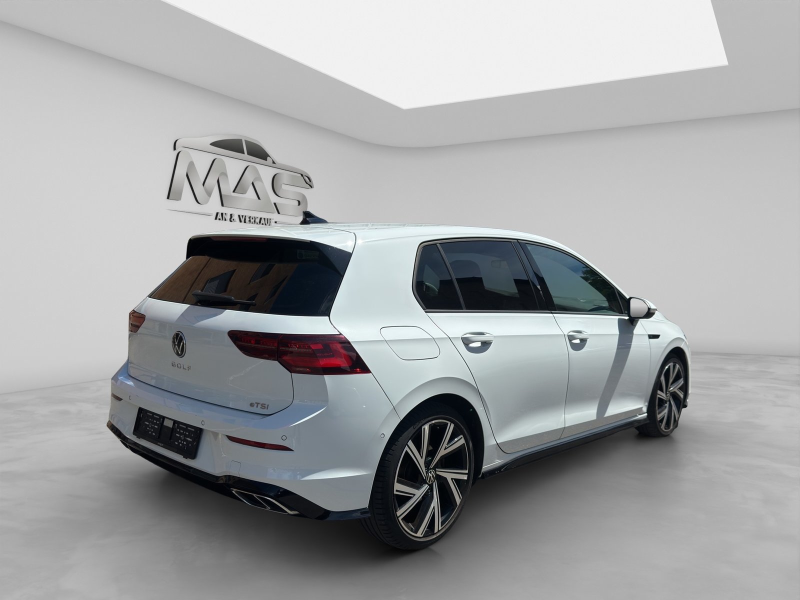 VW Golf 1.5 eTSI mHEV ACT R-Line DSG, Hybride Leggero Benzina/Elettrica, Occasioni / Usate, Automatico - 6