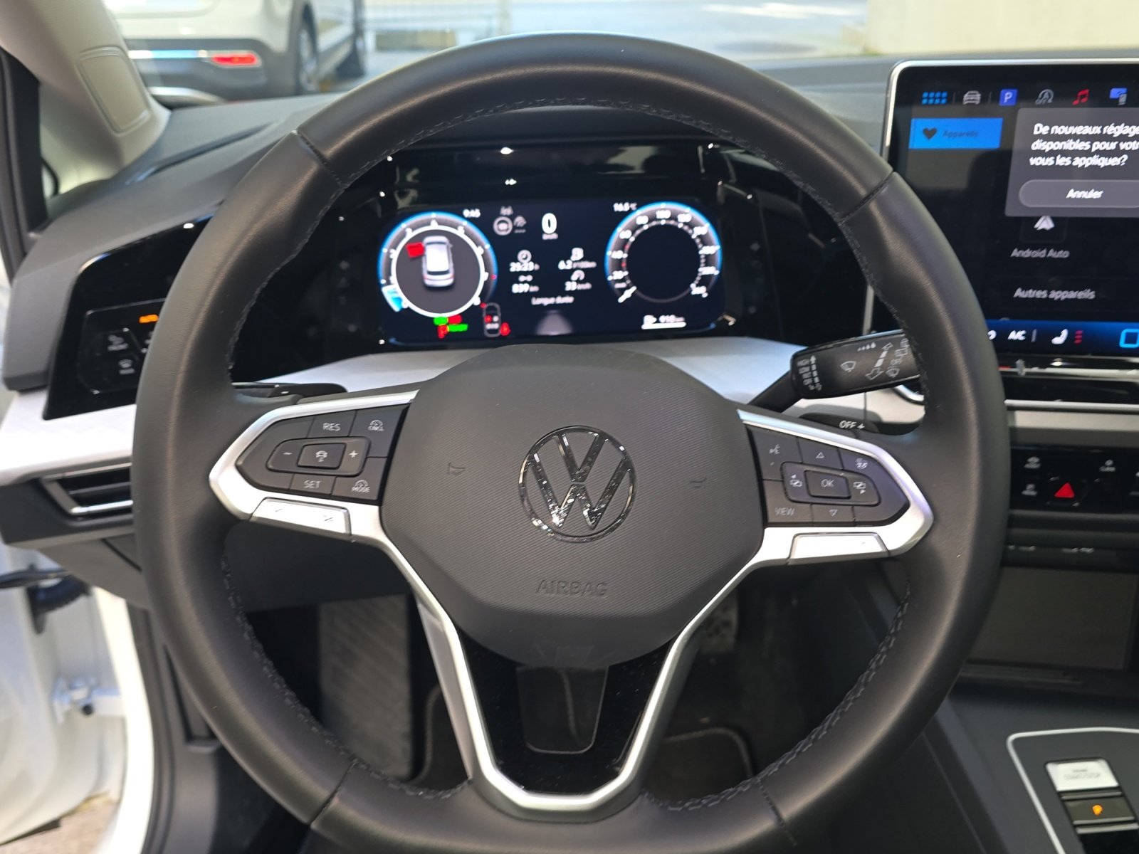 VW Golf 1.5 e TSI mHEV Life DSG, Mild-Hybrid Benzin/Elektro, Occasion / Gebraucht, Automatik - 7