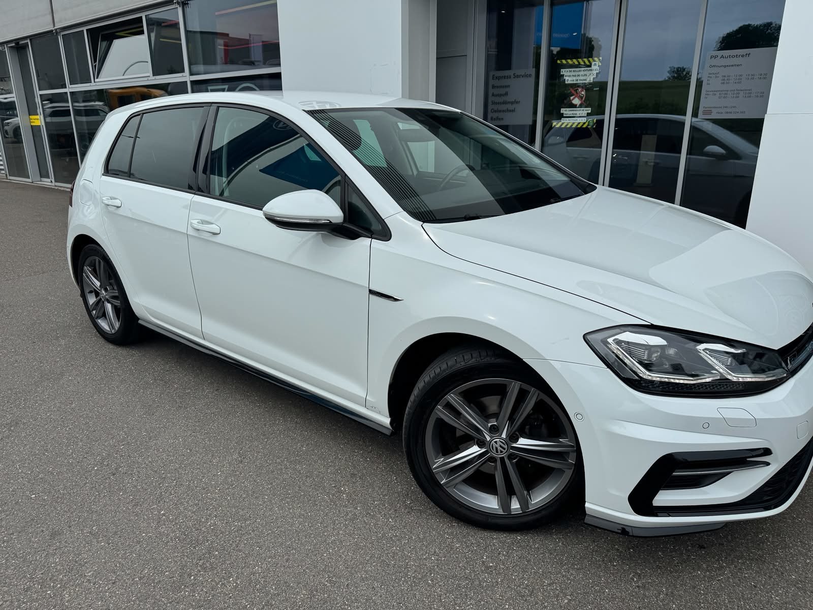 VW Golf Edition 45, Essence, Occasion / Utilisé, Automatique - 2