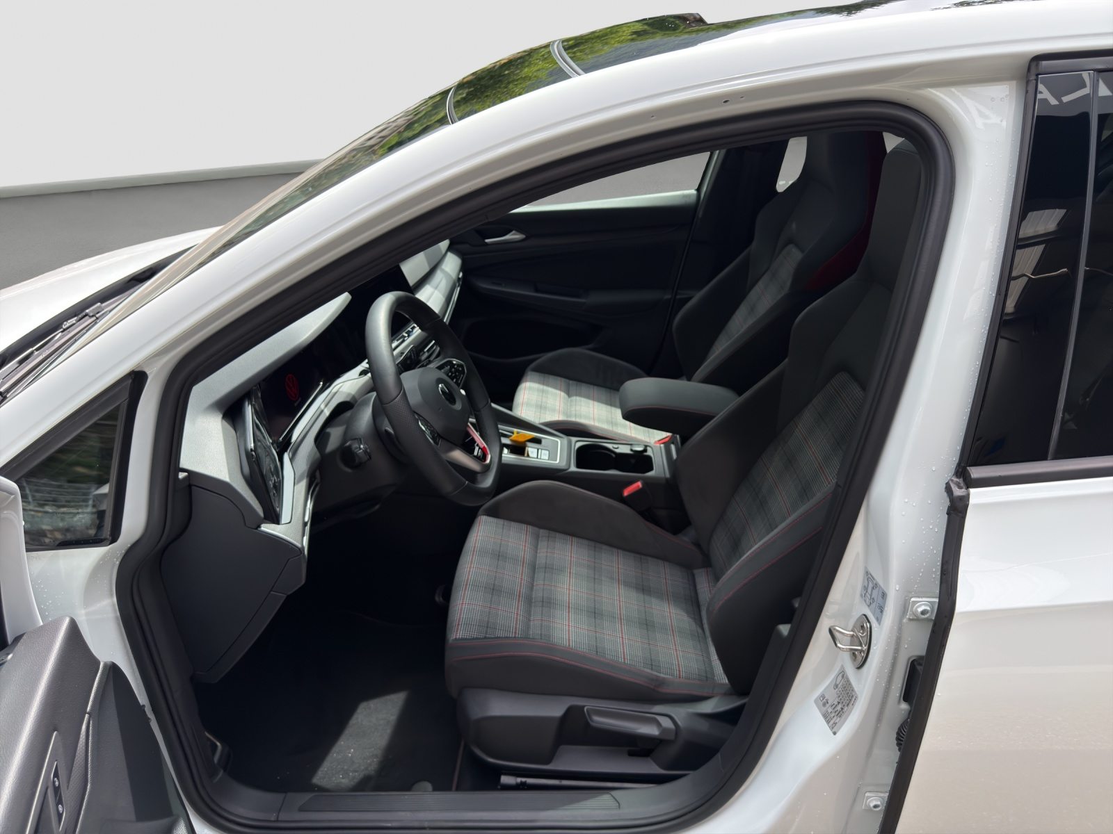 VW Golf GTI, Petrol, Second hand / Used, Automatic - 6