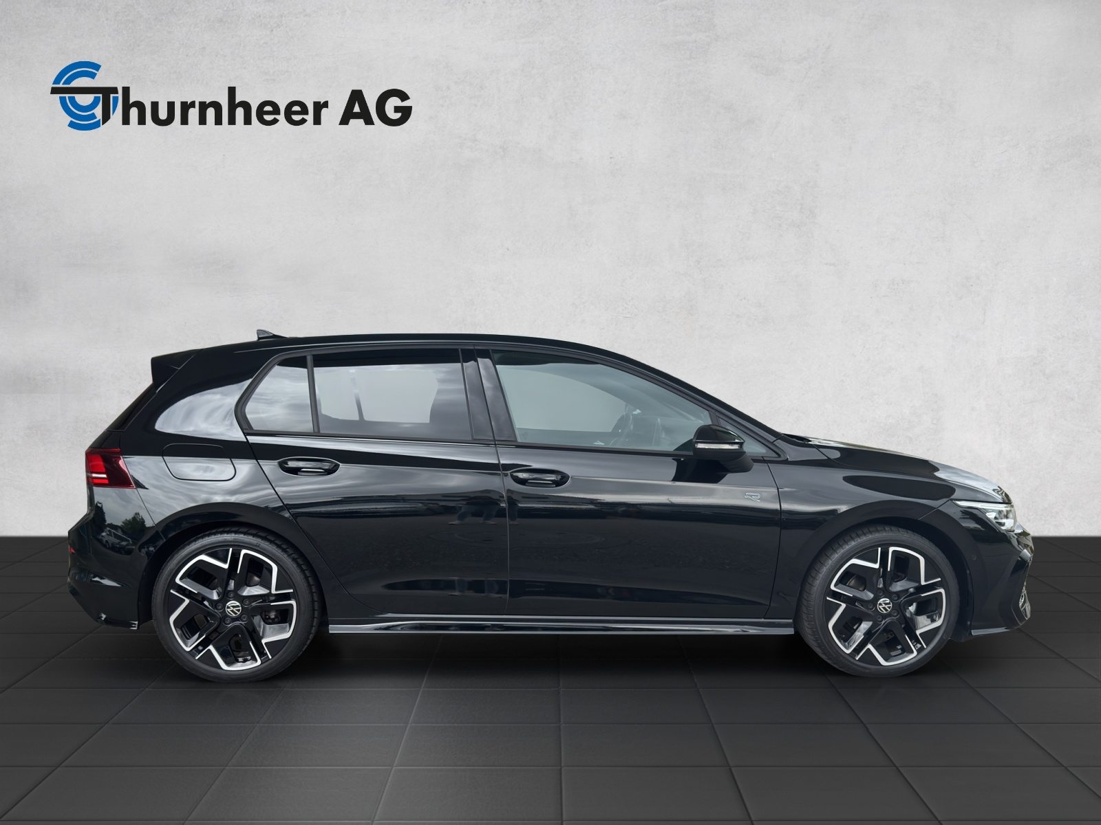 VW Golf R-Line, Petrol, Second hand / Used, Automatic - 7
