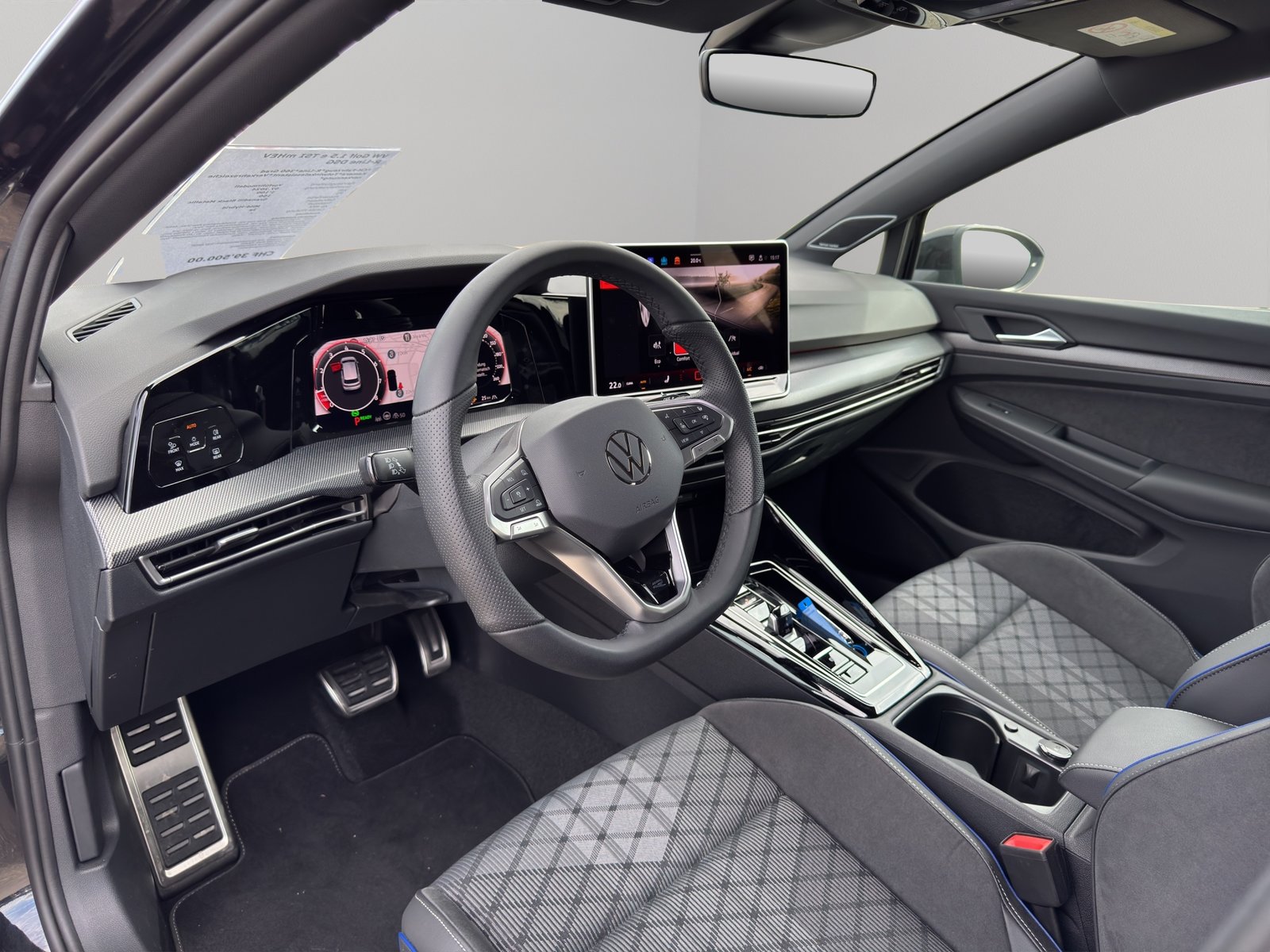 VW Golf 1.5 e TSI mHEV R-Line DSG, Hybride Léger Essence/Électricité, Occasion / Utilisé, Automatique - 7