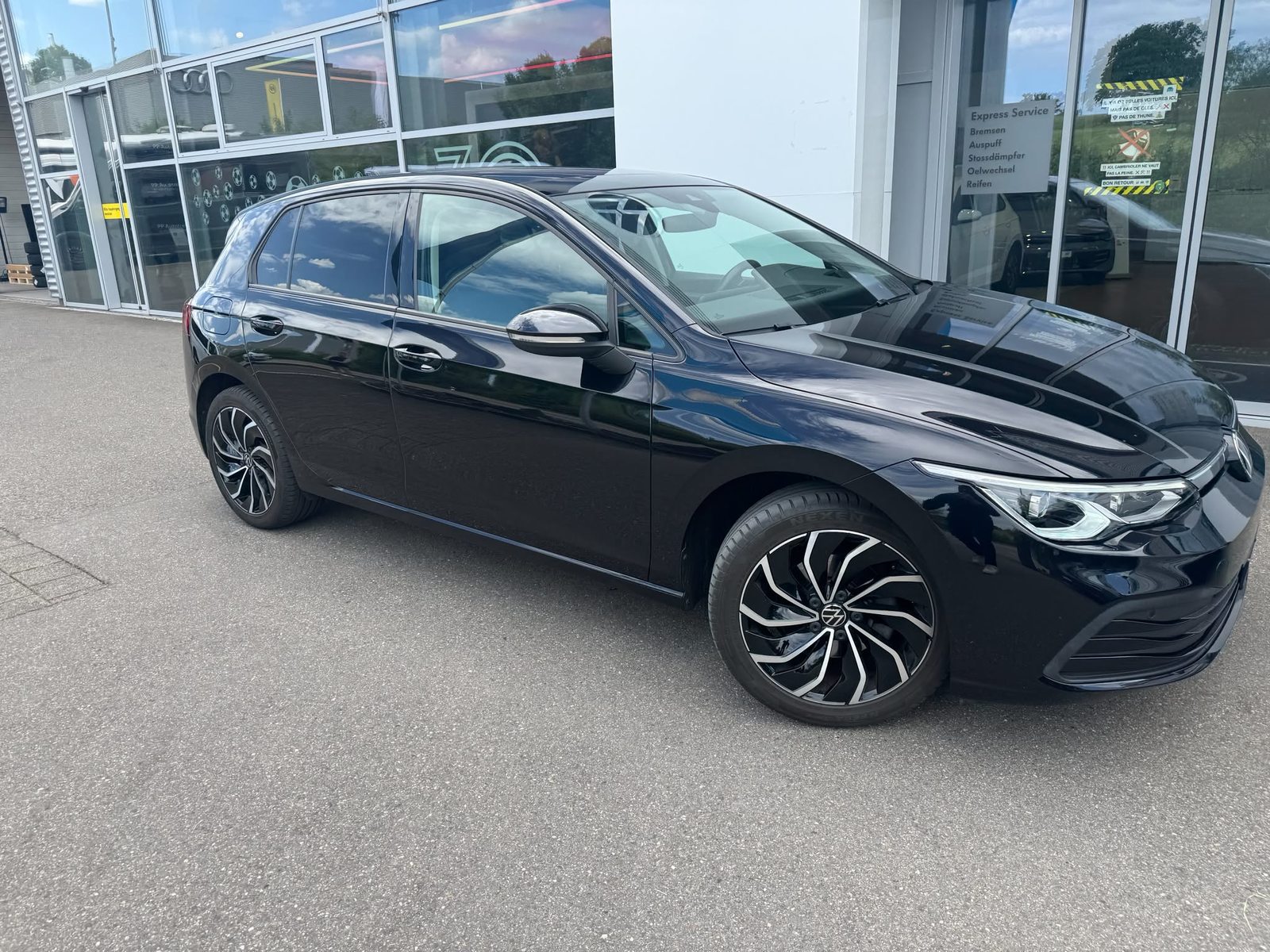 VW Golf Life, Benzin, Occasion / Gebraucht, Automatik - 2