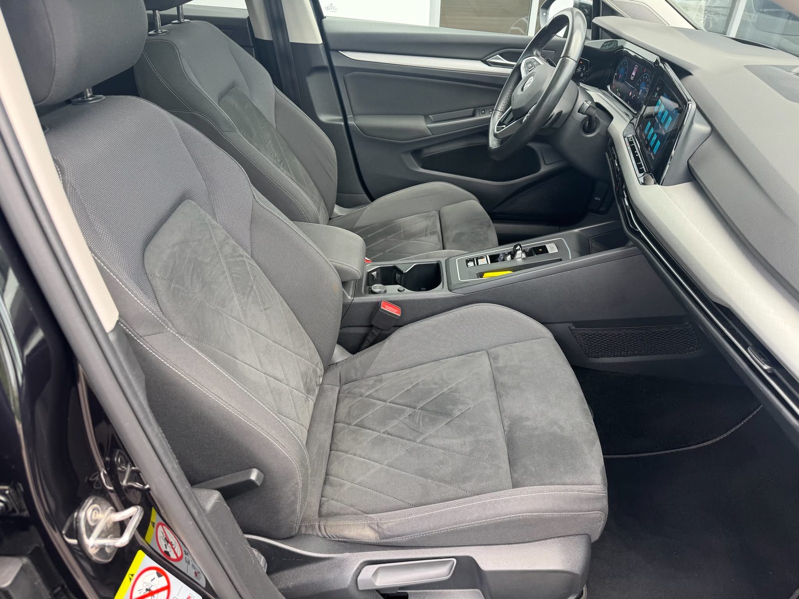 VW Golf Life, Benzin, Occasion / Gebraucht, Automatik - 3