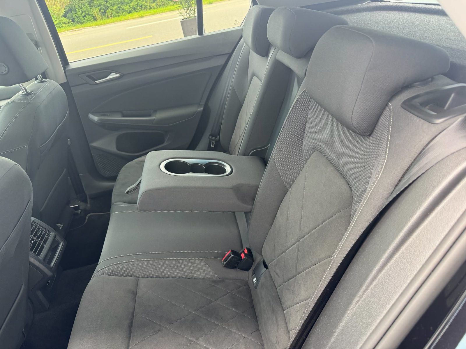 VW Golf Life, Benzin, Occasion / Gebraucht, Automatik - 7