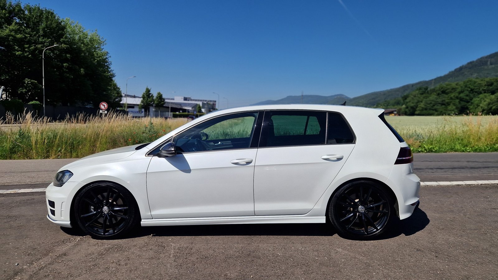 VW Golf R 360S 2.0 TSI 4Motion DSG, Petrol, Second hand / Used, Automatic - 3