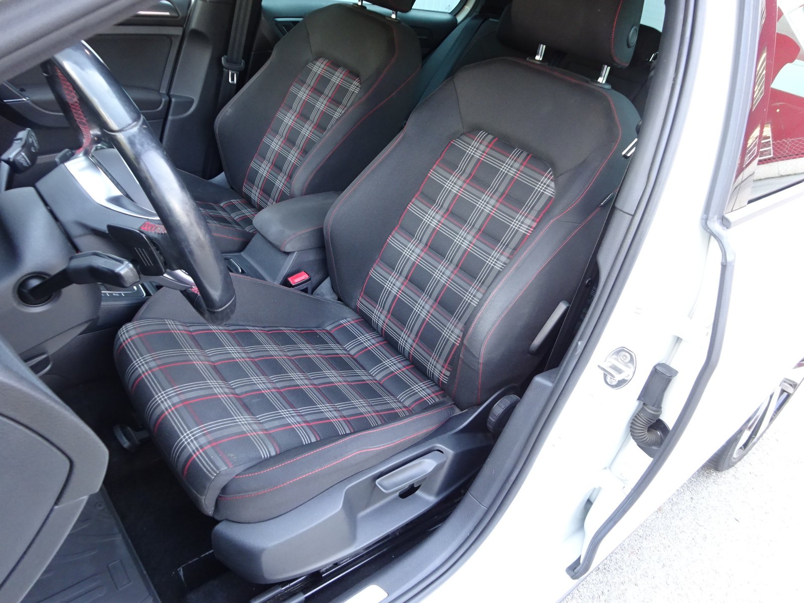 VW Golf 2.0 TSI GTI Performance DSG, Essence, Occasion / Utilisé, Automatique - 6
