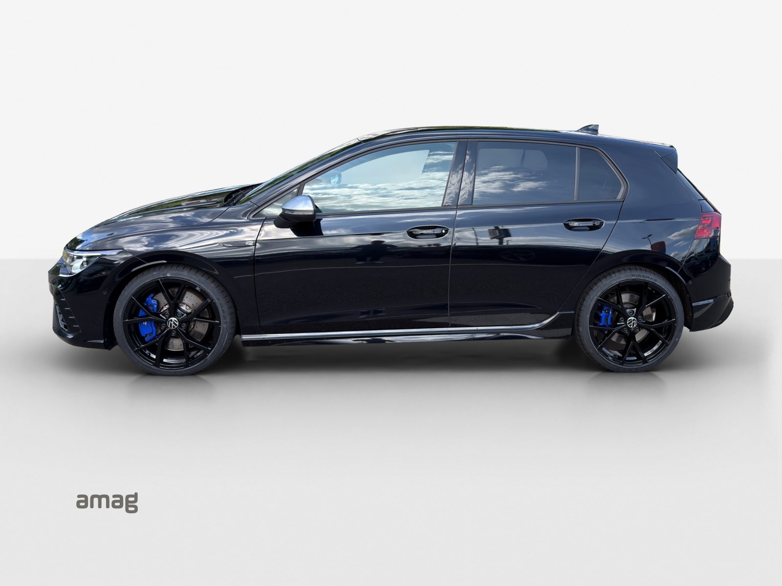 VW Golf R, Petrol, Second hand / Used, Automatic - 2