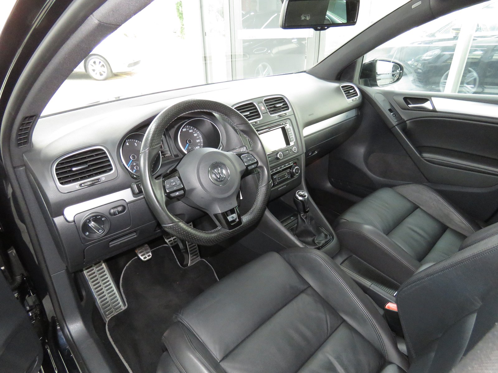 VW Golf 2.0 TSI R 4Motion, Benzin, Occasion / Gebraucht, Handschaltung - 7