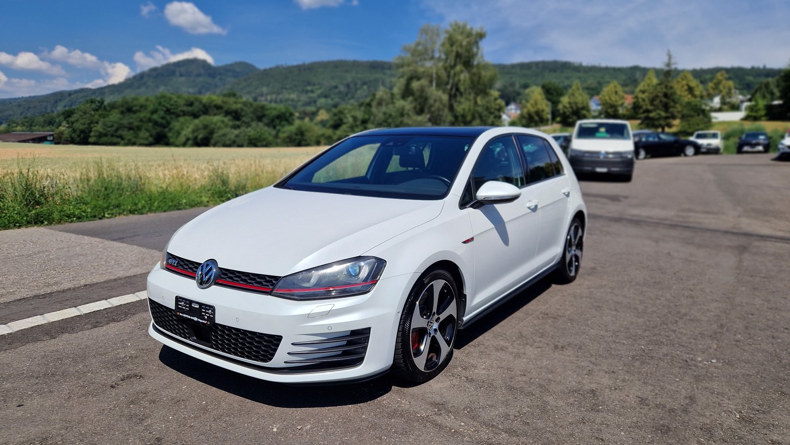VW Golf 2.0 TSI GTI Performance DSG, Petrol, Second hand / Used, Automatic - 2