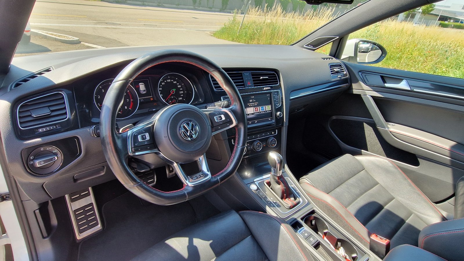 VW Golf 2.0 TSI GTI Performance DSG, Petrol, Second hand / Used, Automatic - 7