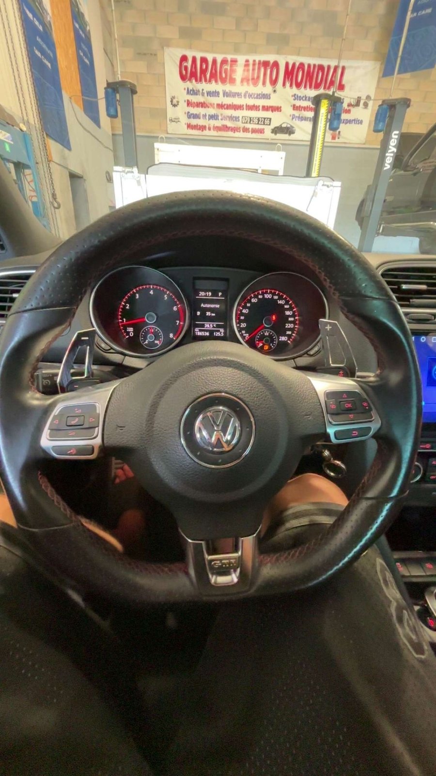 VW Golf 2.0 TSI GTI Adidas DSG, Benzina, Occasioni / Usate, Automatico - 5