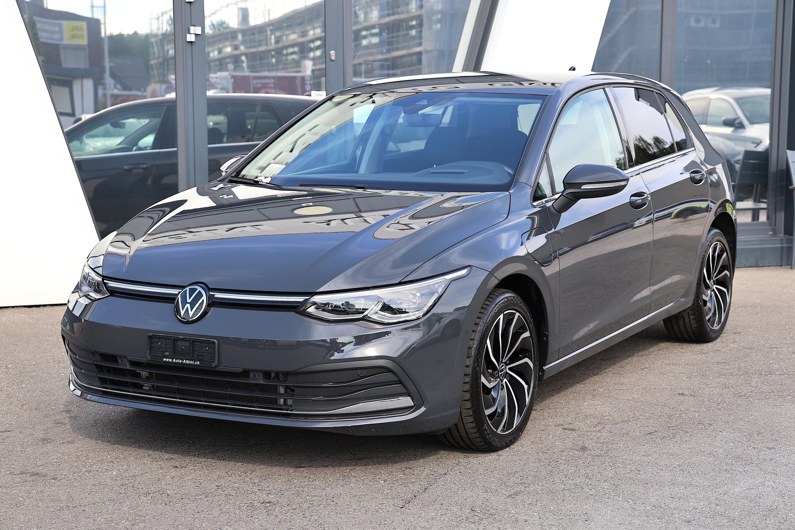VW Golf 1.4 TSI PHEV Style DSG, Plug-in-Hybrid Benzin/Elektro, Occasion / Gebraucht, Automatik - 2