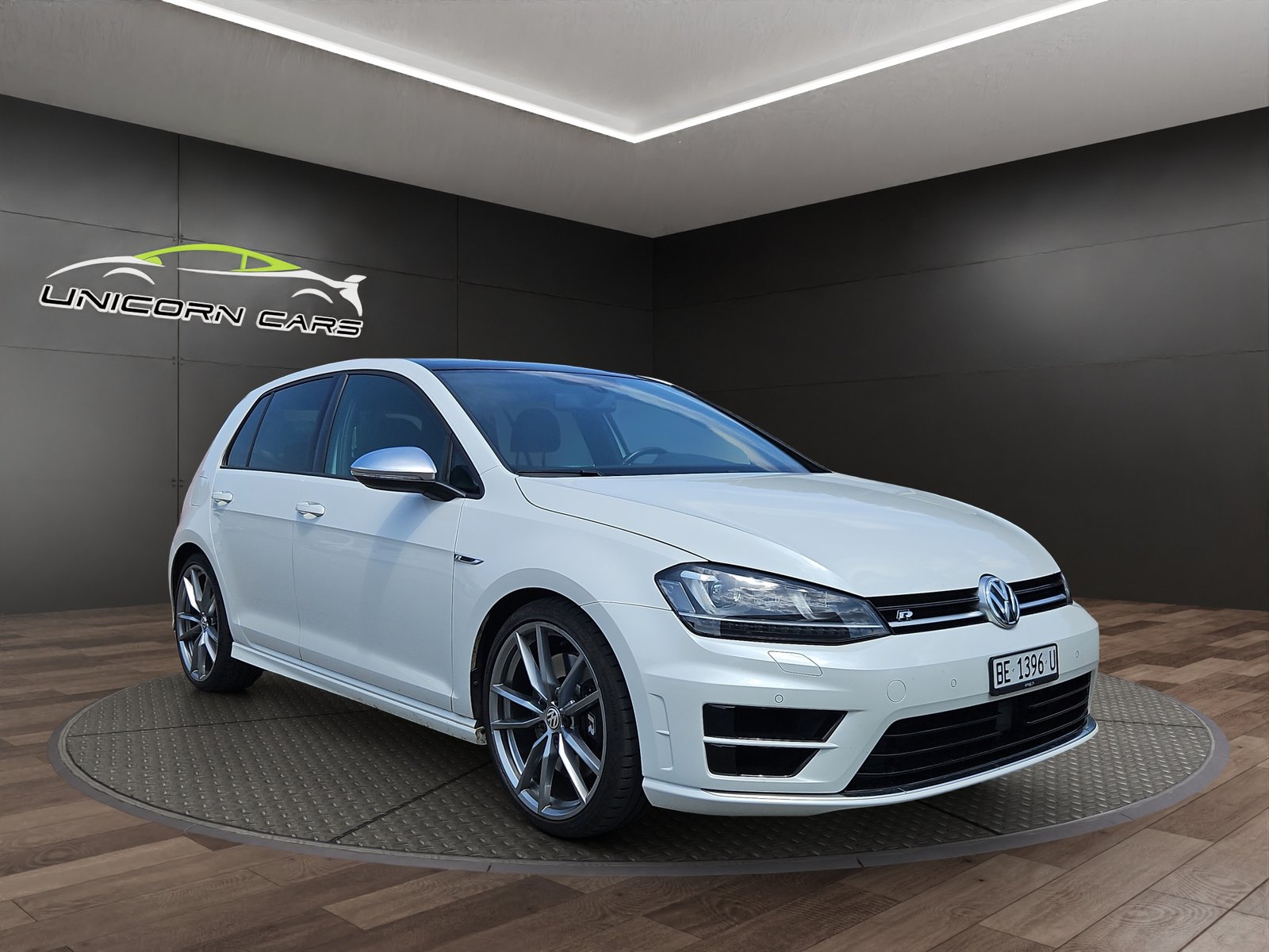 VW Golf 2.0 TSI R 4Motion DSG