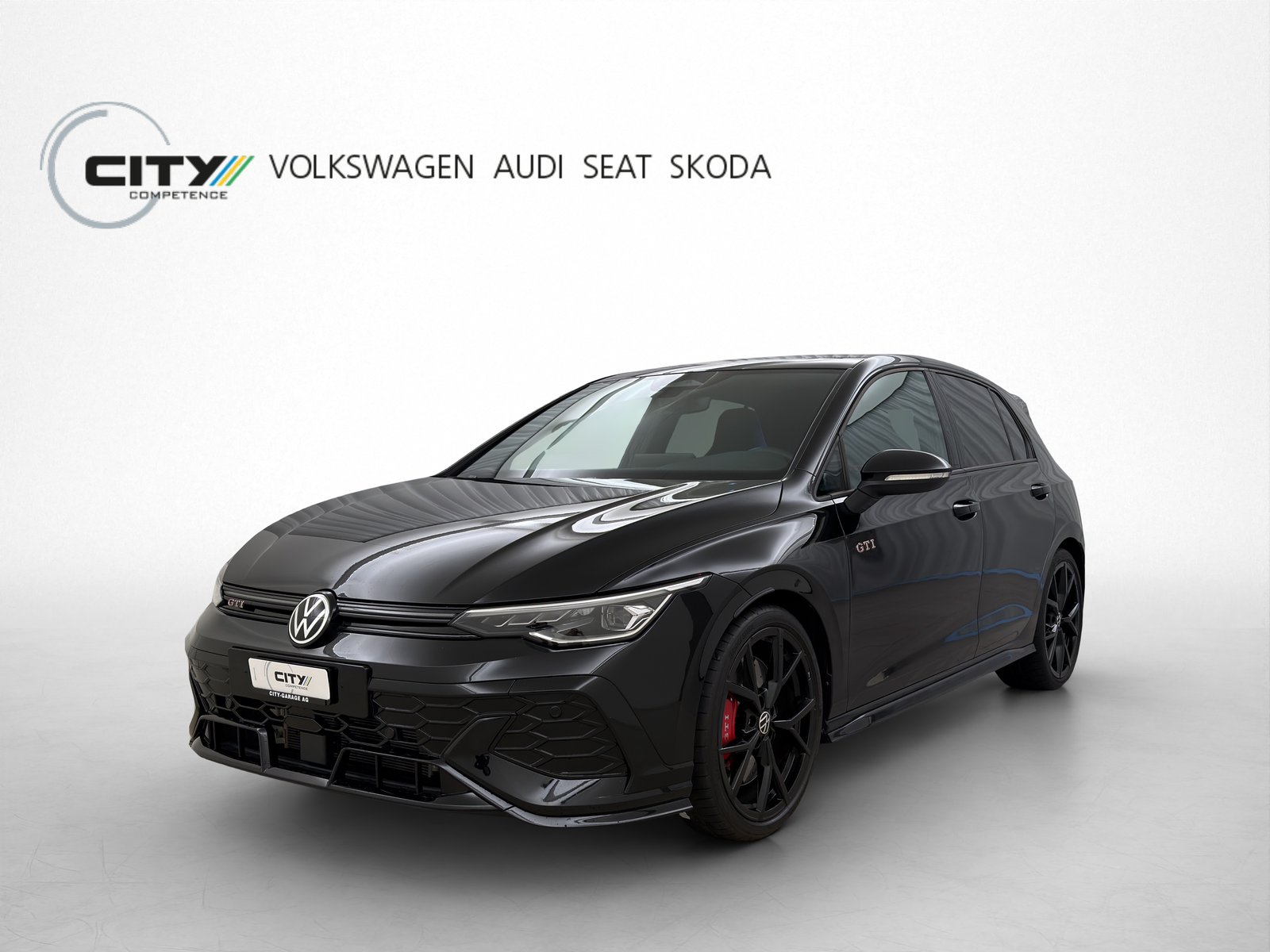 VW Golf 8 2.0 TSI GTI Clubsport, Petrol, Second hand / Used, Automatic - 2