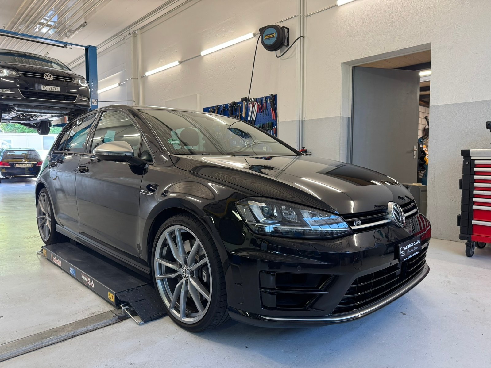 VW Golf 2.0 TSI R 4Motion DSG, Essence, Occasion / Utilisé, Automatique - 3