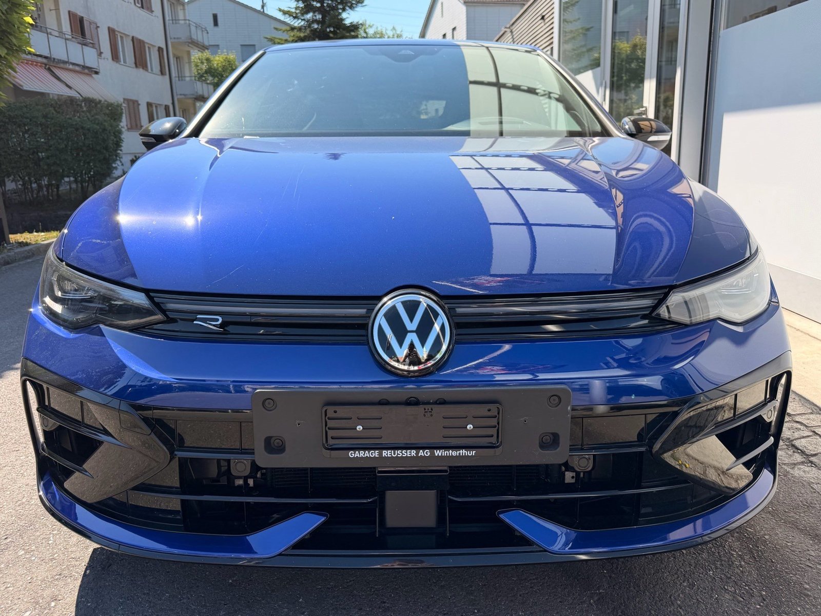 VW Golf R 2.0 TSI 333 PS 4MOTION *** AKRAPOVIC ABGAS LEDER, Petrol, Second hand / Used, Automatic - 2