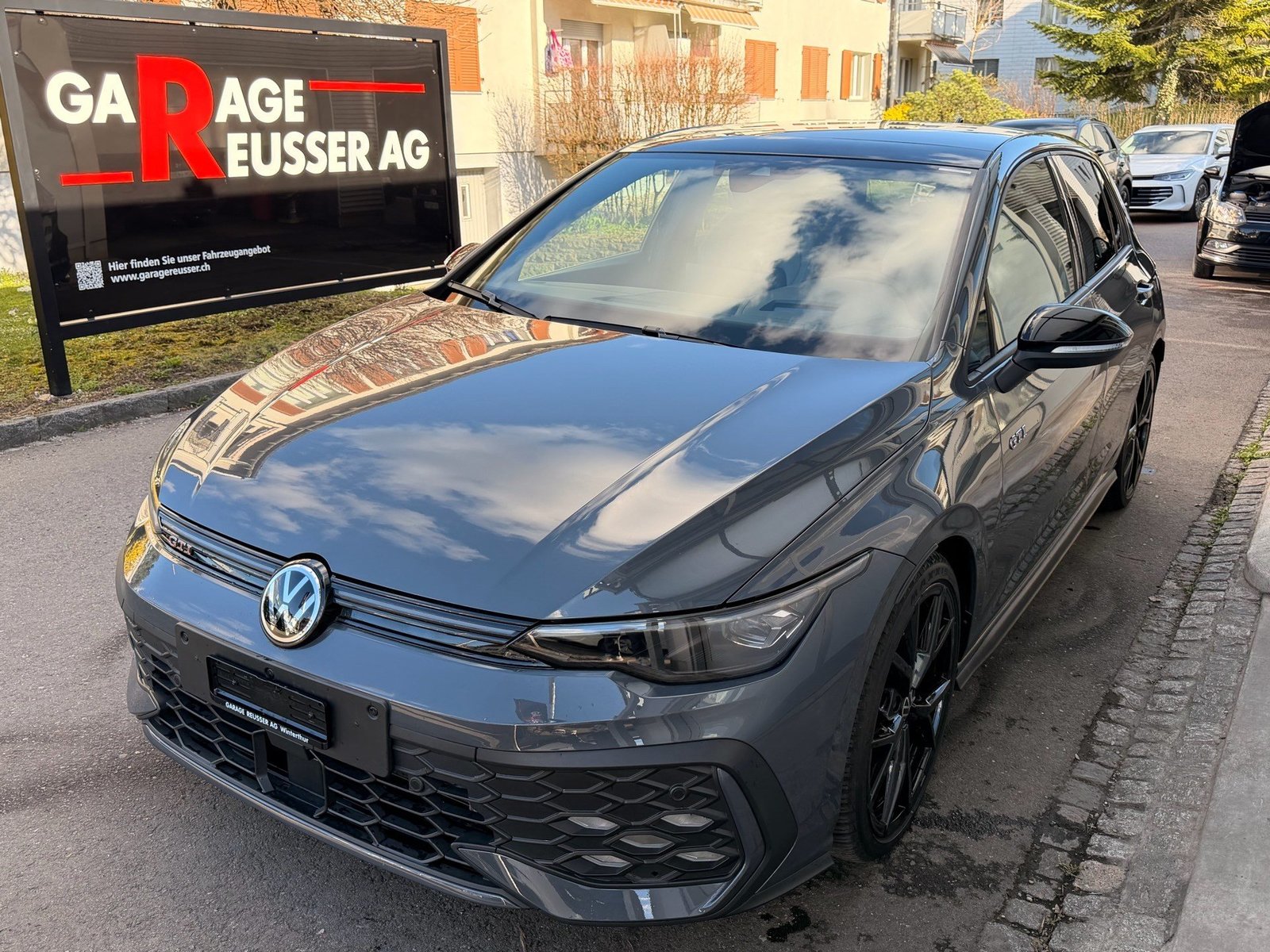 VW Golf 2.0 TSI 265PS GTI *** NEUSTES MODEL*** BLACK STYLE M