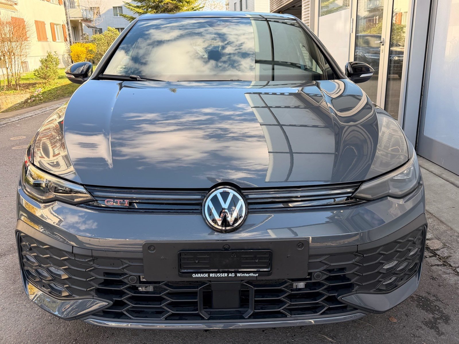 VW Golf 2.0 TSI 265PS GTI *** NEUSTES MODEL*** BLACK STYLE M, Petrol, Second hand / Used, Automatic - 2