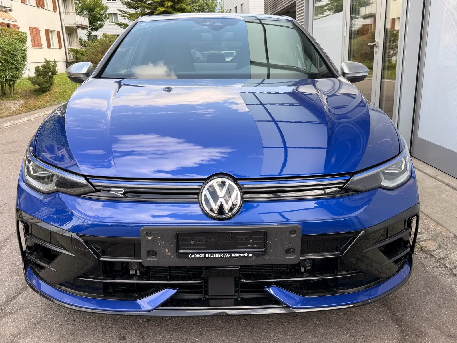 VW Golf 2.0 TSI 333 PS 4MOTION R *** AKRAPOVIC ABGAS ANLANGE, Petrol, Second hand / Used, Automatic - 2