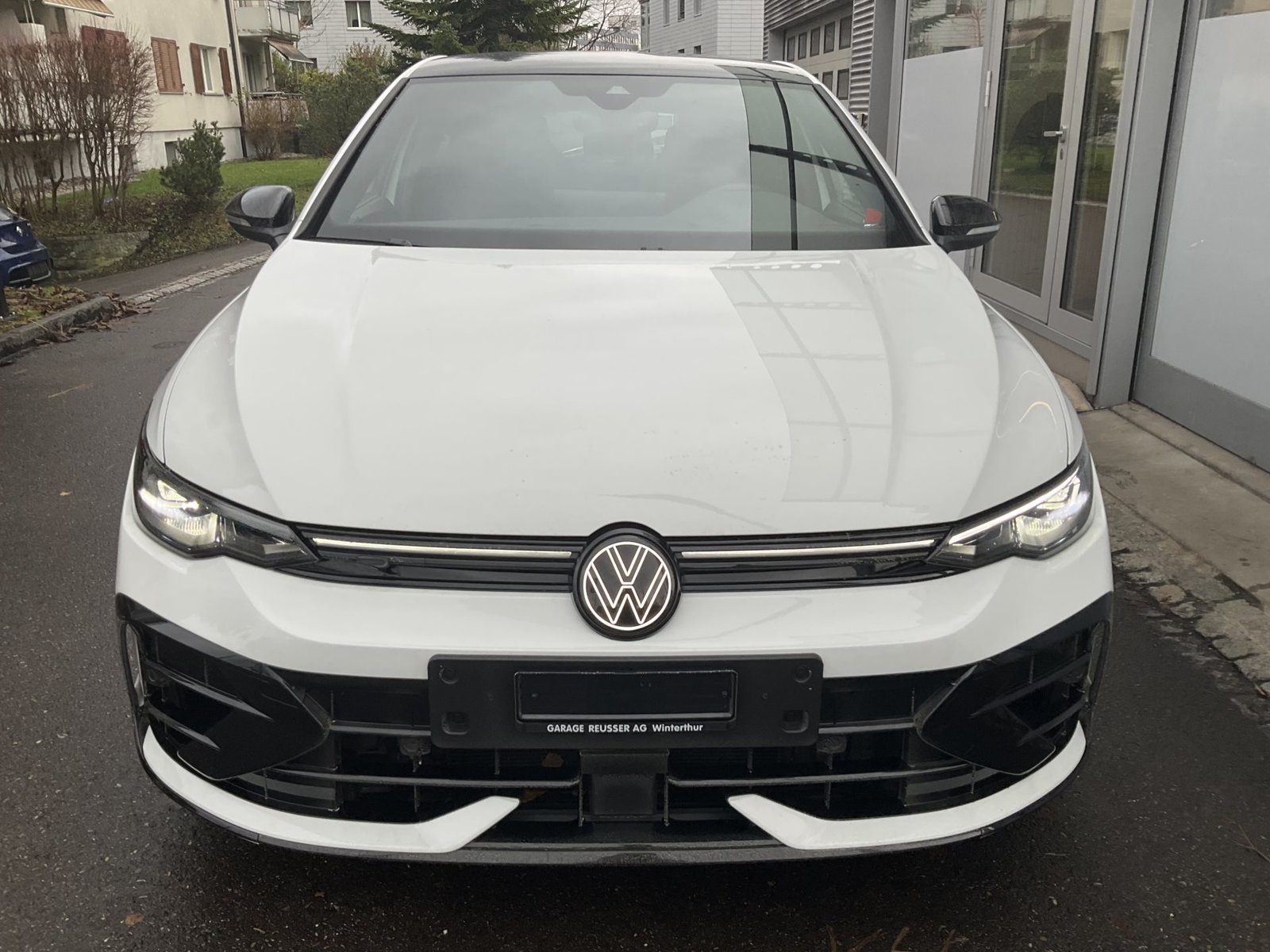 VW Golf R 2.0 TSI 333 PS 4Motion R Black Edition *** AKRAPOV, Benzina, Occasioni / Usate, Automatico - 2
