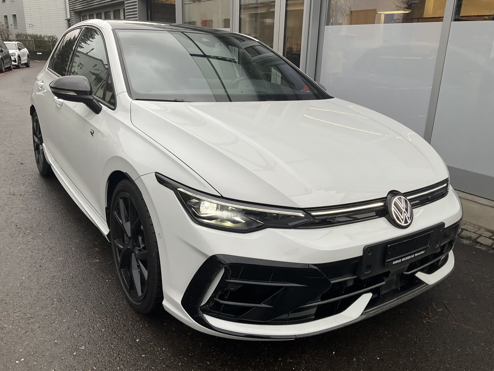 VW Golf R 2.0 TSI 333 PS 4Motion R Black Edition *** AKRAPOV, Benzina, Occasioni / Usate, Automatico - 3