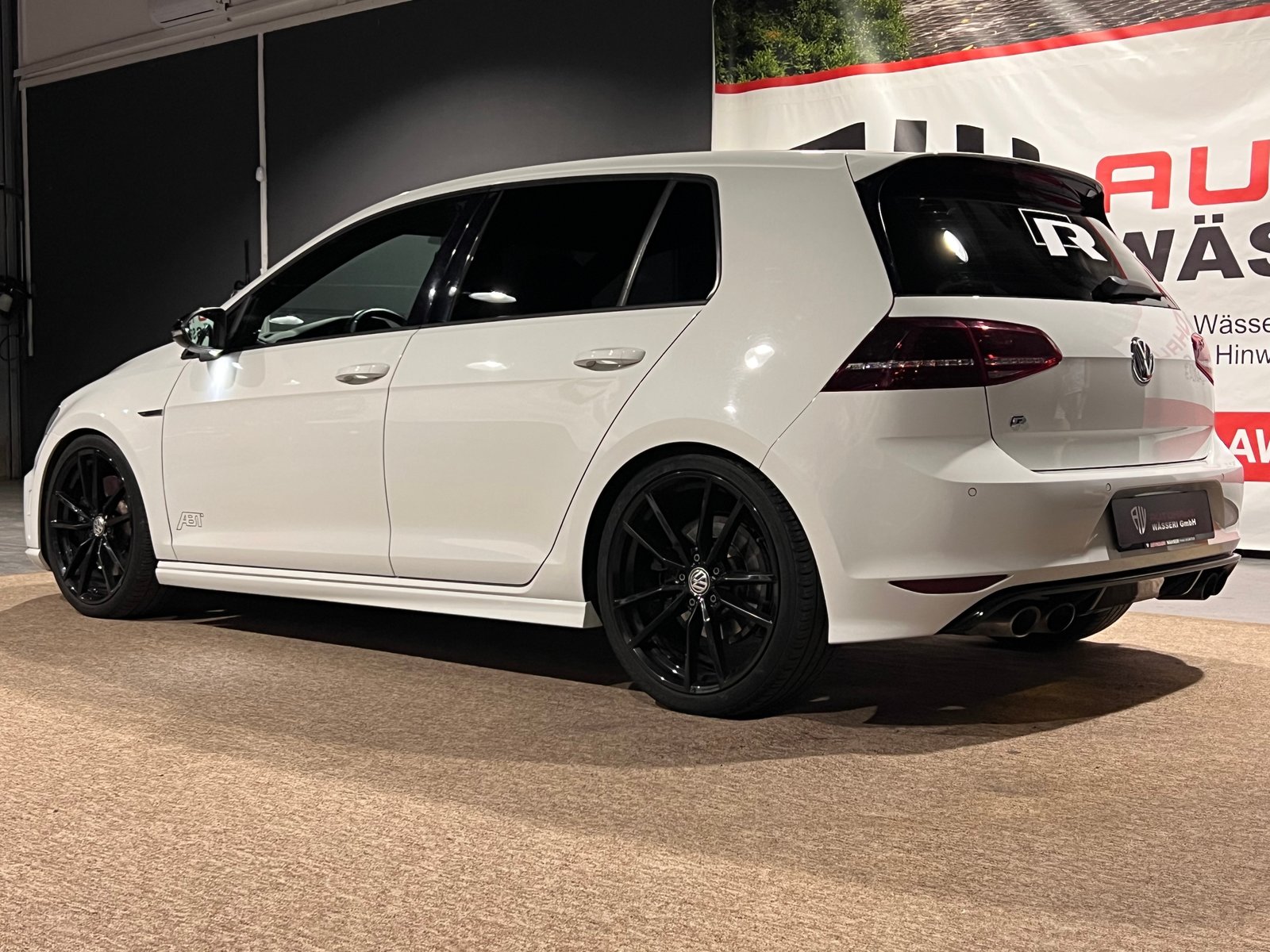 VW Golf 2.0 TSI R 4Motion, Benzin, Occasion / Gebraucht, Handschaltung - 6