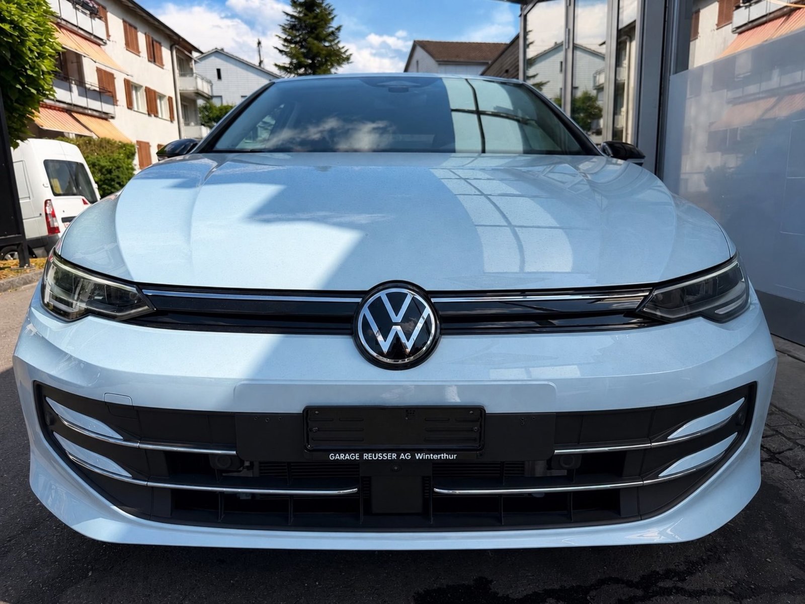 VW Golf VIII 1.5 TSI eHybrid 204 PS GOAL *** 360 GRAD KAMERA, Plug-in-Hybrid Petrol/Electric, Second hand / Used, Automatic - 2