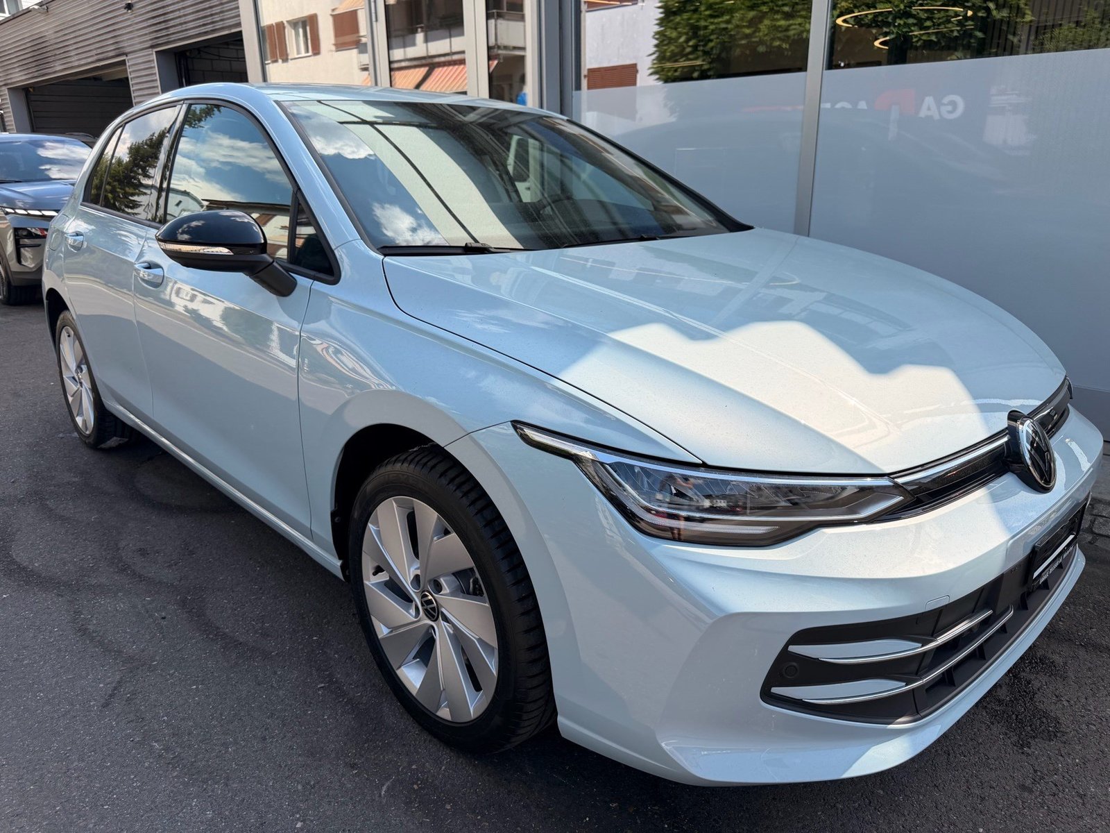 VW Golf VIII 1.5 TSI eHybrid 204 PS GOAL *** 360 GRAD KAMERA, Plug-in-Hybrid Petrol/Electric, Second hand / Used, Automatic - 3
