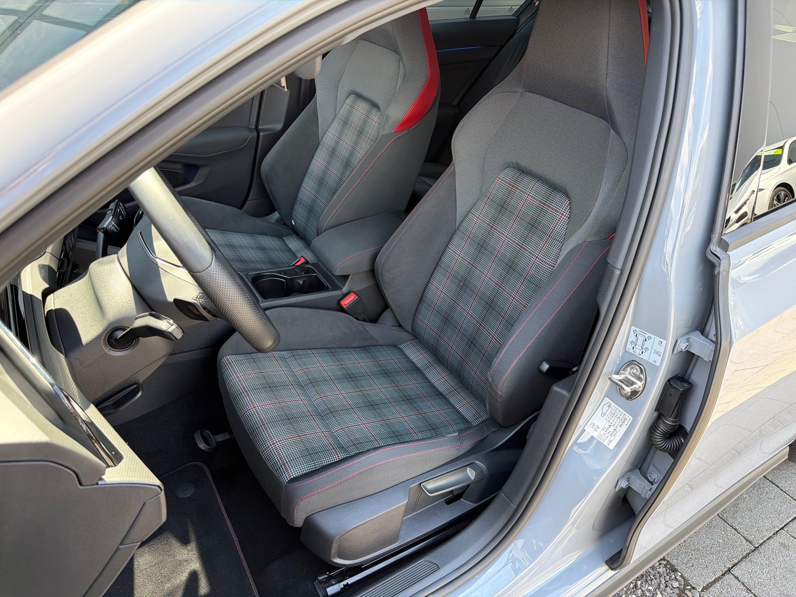 VW Golf 2.0 TSI GTI DSG, Benzin, Occasion / Gebraucht, Automatik - 7