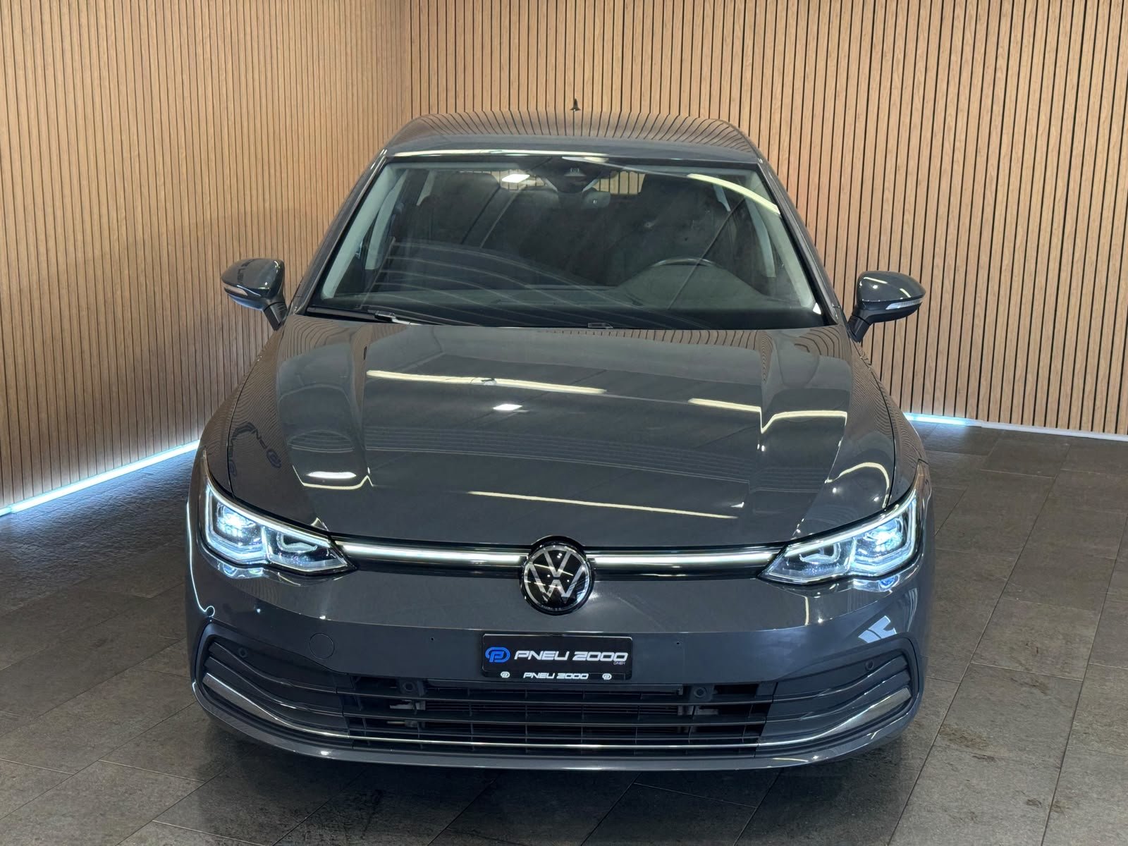 VW Golf 1.4 TSI PHEV Style, Plug-in-Hybrid Petrol/Electric, Second hand / Used, Automatic - 3