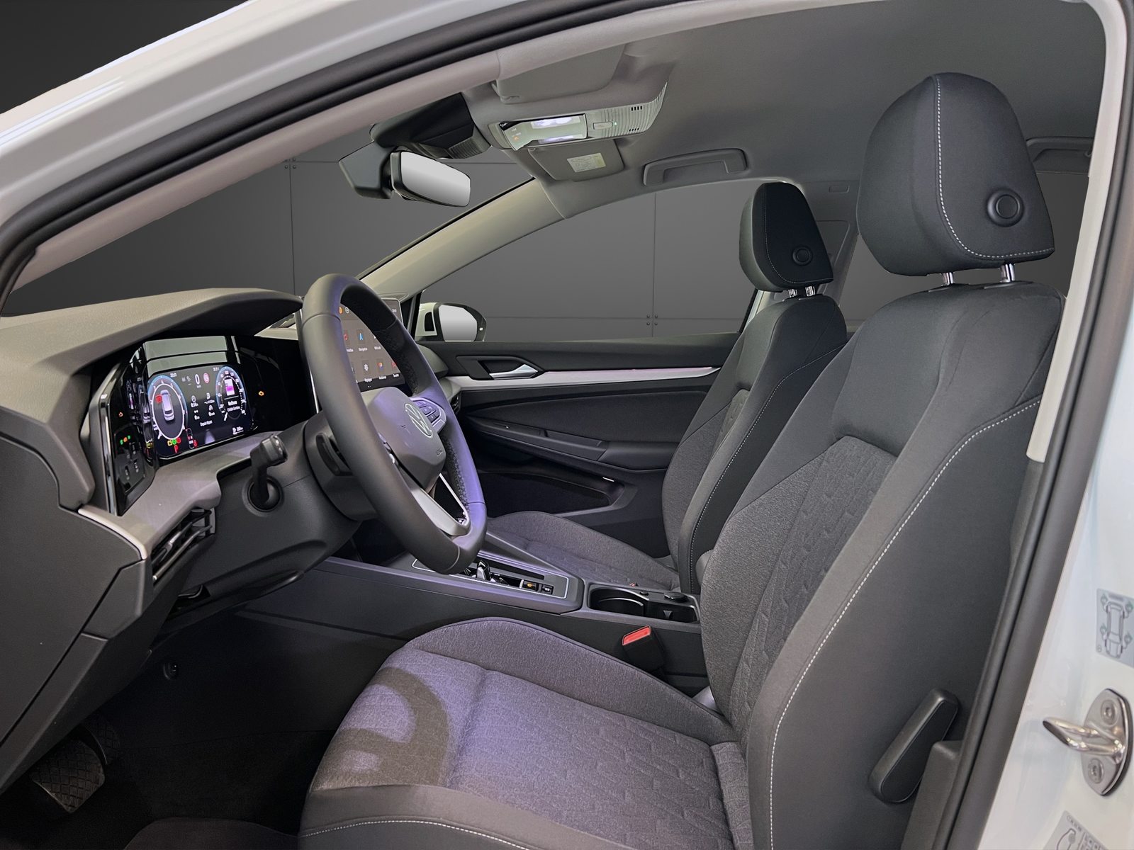 VW Golf Life, Benzin, Occasion / Gebraucht, Automatik - 6