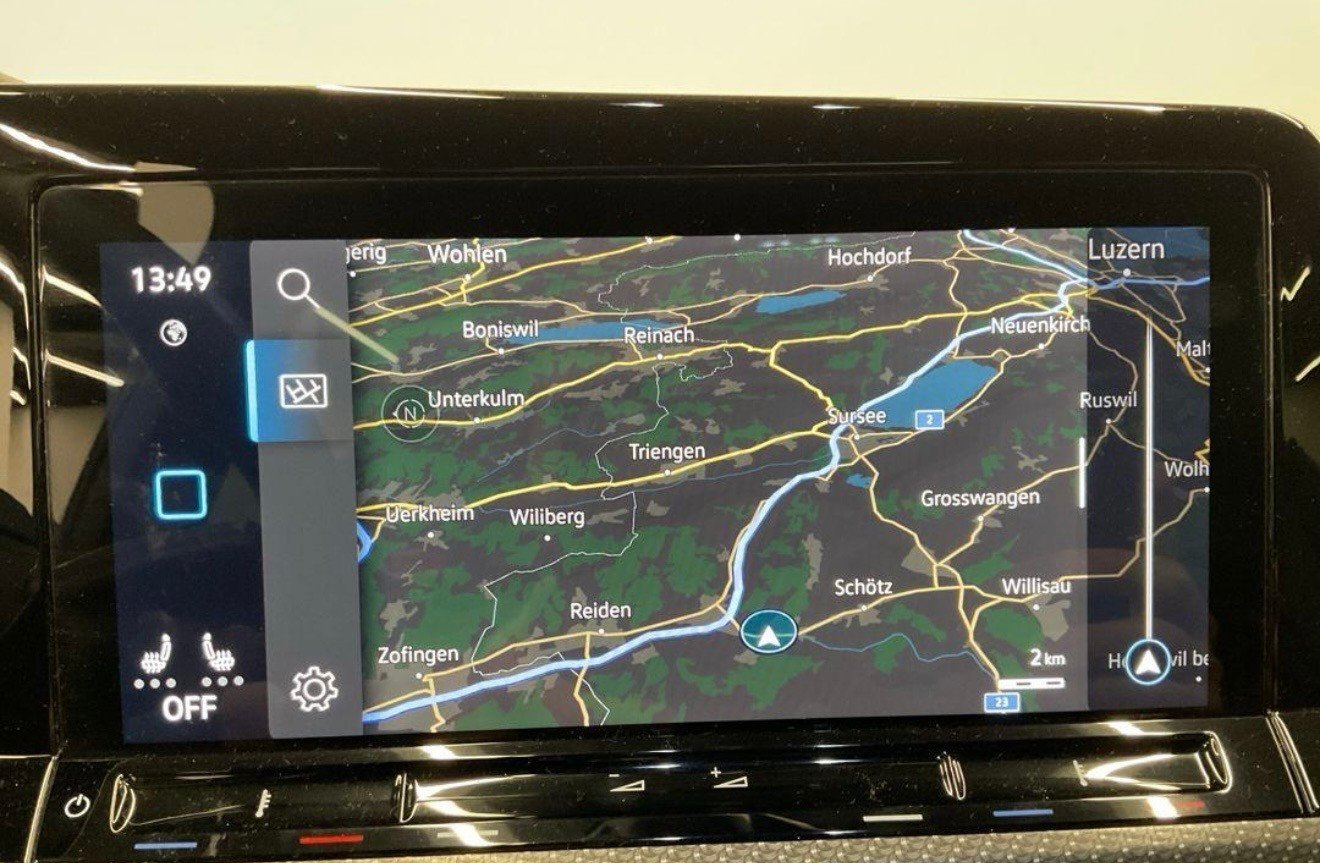 VW Golf 1.5 eTSI mHEV ACT R-Line DSG, Mild-Hybrid Benzin/Elektro, Occasion / Gebraucht, Automatik - 6