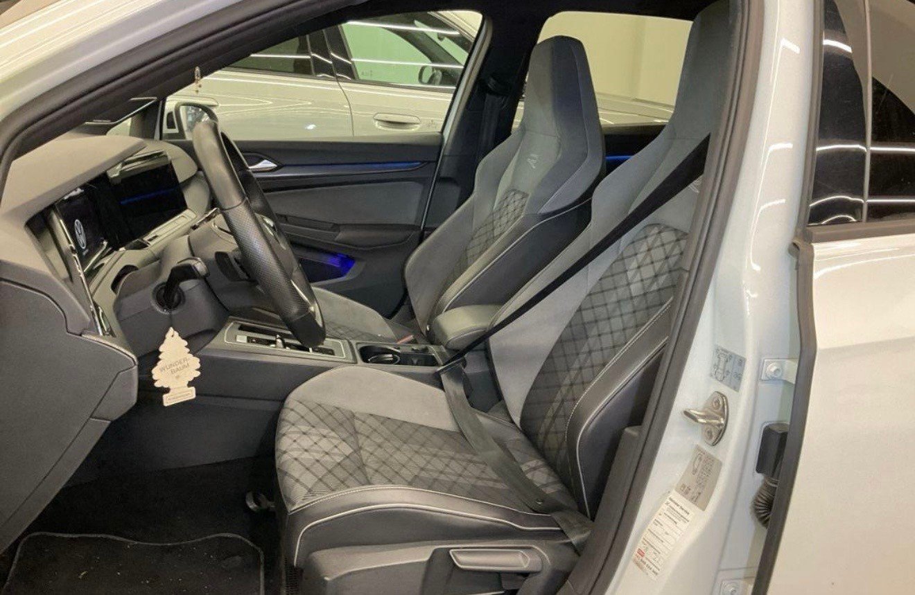VW Golf 1.5 eTSI mHEV ACT R-Line DSG, Mild-Hybrid Benzin/Elektro, Occasion / Gebraucht, Automatik - 7