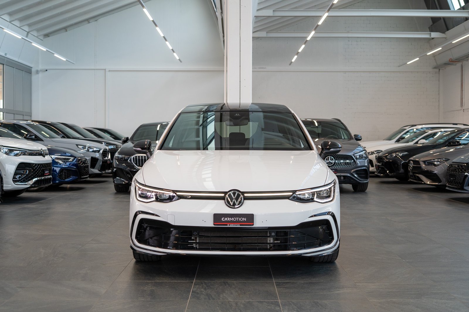 VW Golf 2.0 TSI R-Line DSG 4motion /Panorama / Rückfahrkame, Essence, Occasion / Utilisé, Automatique - 2