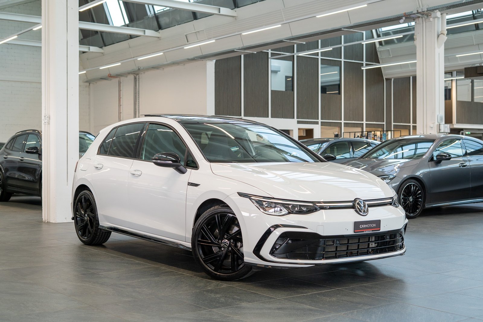 VW Golf 2.0 TSI R-Line DSG 4motion /Panorama / Rückfahrkame, Essence, Occasion / Utilisé, Automatique - 3