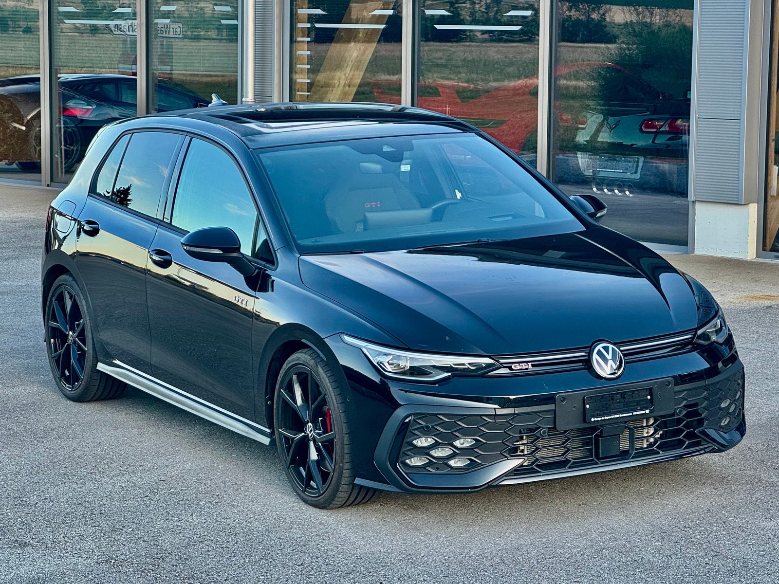 VW GOLF GTi 2.0 TSI DSG *BLACK STYLE EDITION*, Petrol, Second hand / Used, Automatic - 3