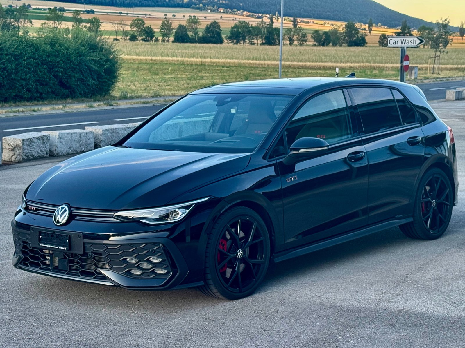 VW GOLF GTi 2.0 TSI DSG *BLACK STYLE EDITION*, Petrol, Second hand / Used, Automatic - 4