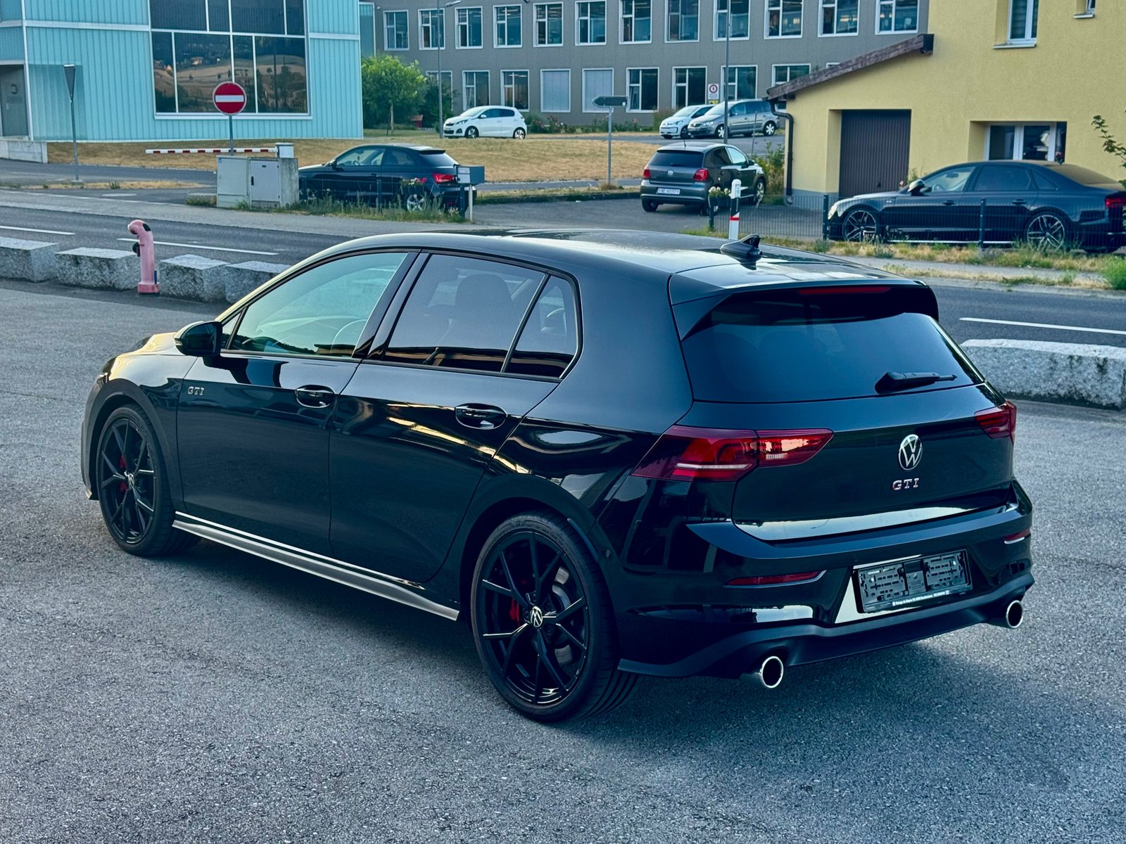 VW GOLF GTi 2.0 TSI DSG *BLACK STYLE EDITION*, Petrol, Second hand / Used, Automatic - 5