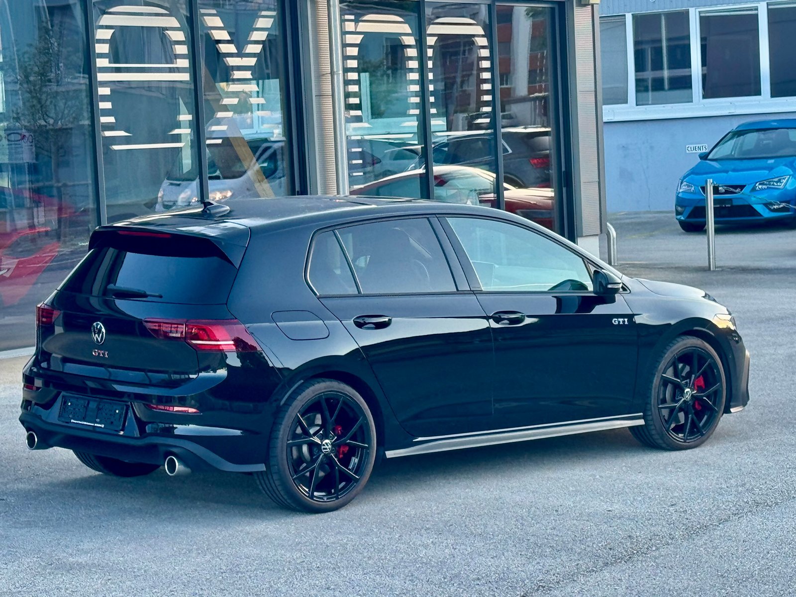 VW GOLF GTi 2.0 TSI DSG *BLACK STYLE EDITION*, Petrol, Second hand / Used, Automatic - 7