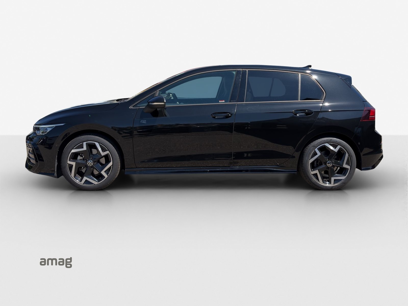 VW Golf R-Line, Petrol, Second hand / Used, Automatic - 2