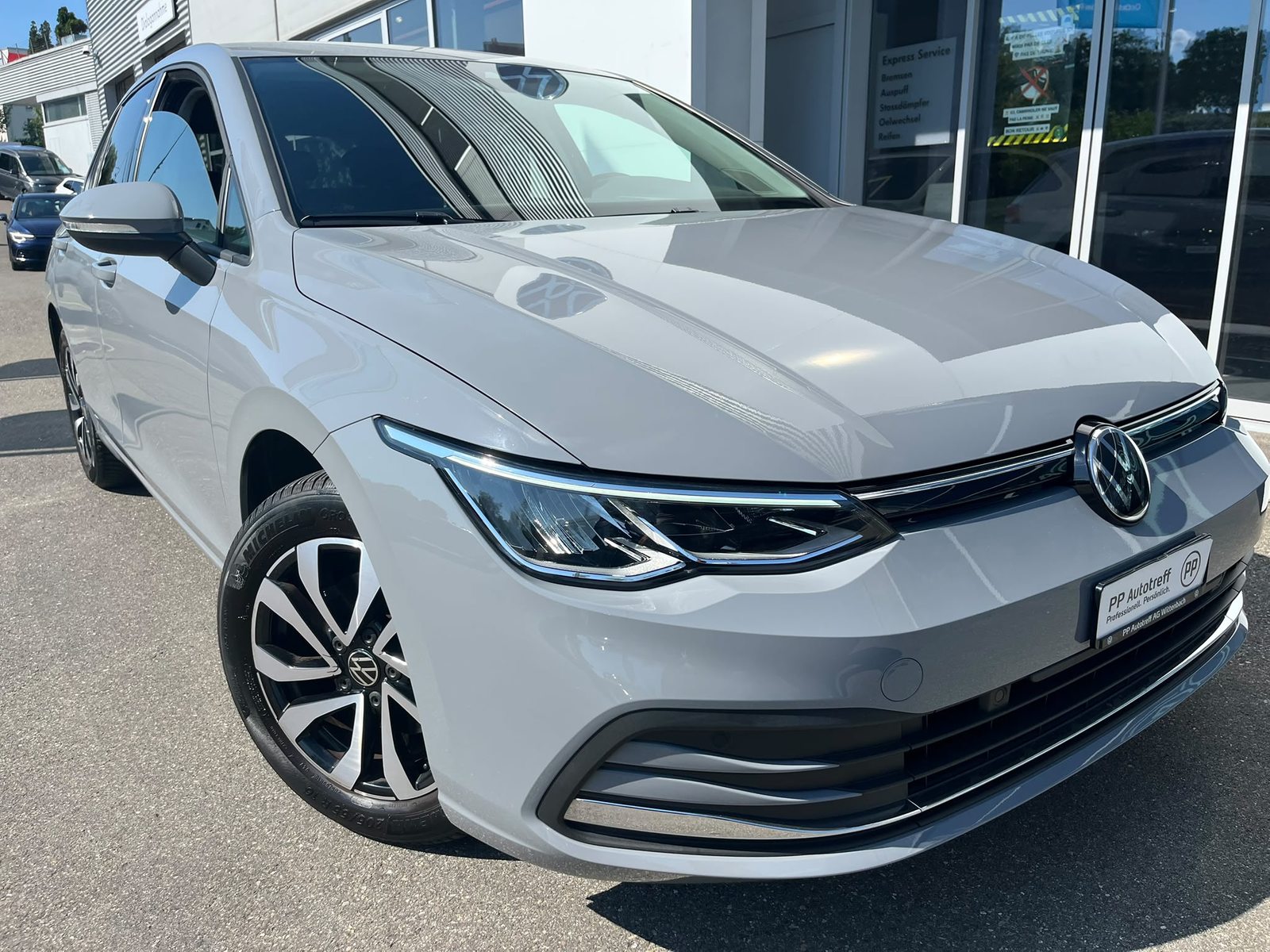 VW Golf 1.5 TSI Life, Essence, Occasion / Utilisé, Manuelle - 2