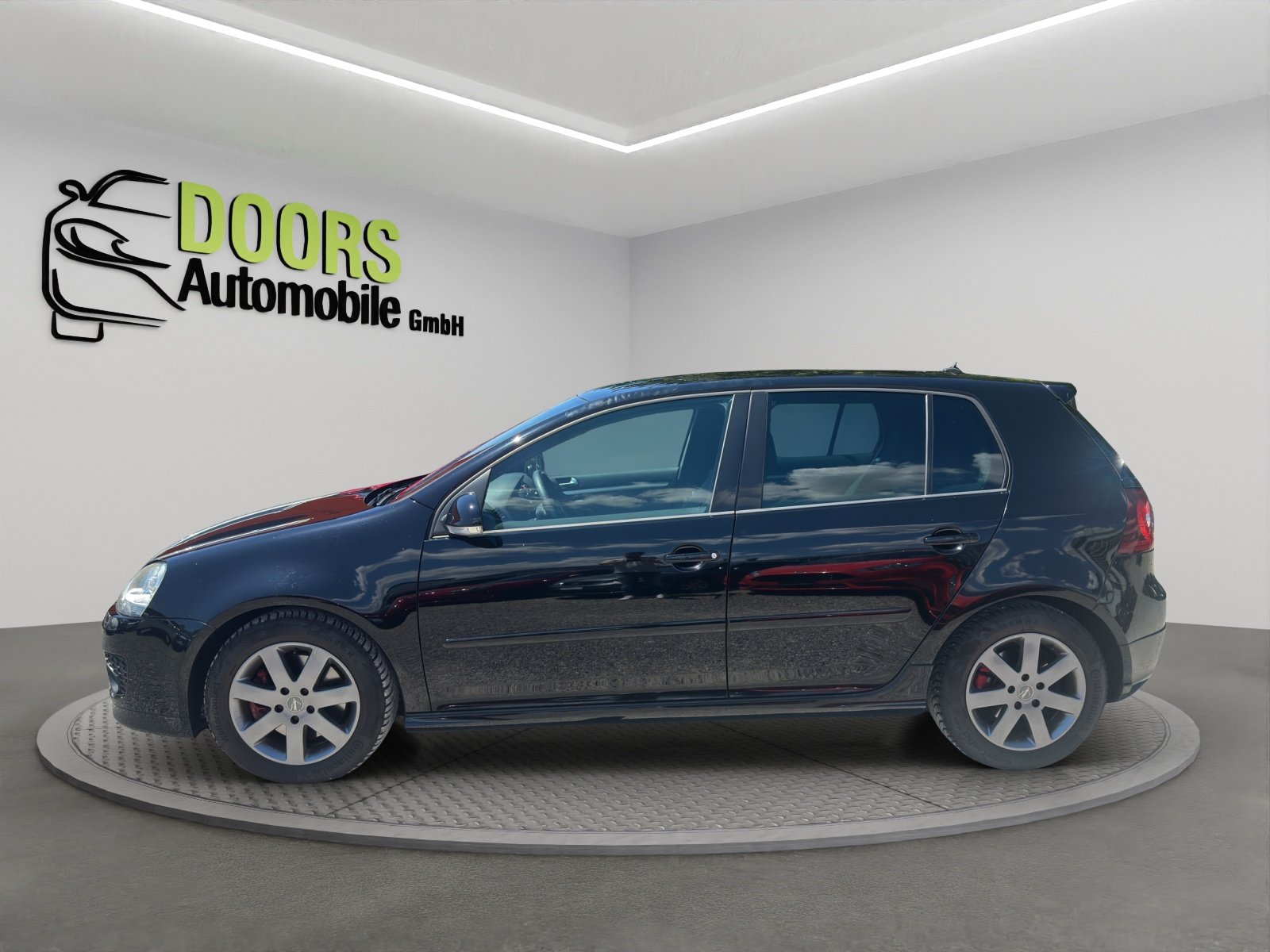 VW Golf 2.0 TFSI GTI Edition 30, Petrol, Second hand / Used, Manual - 7