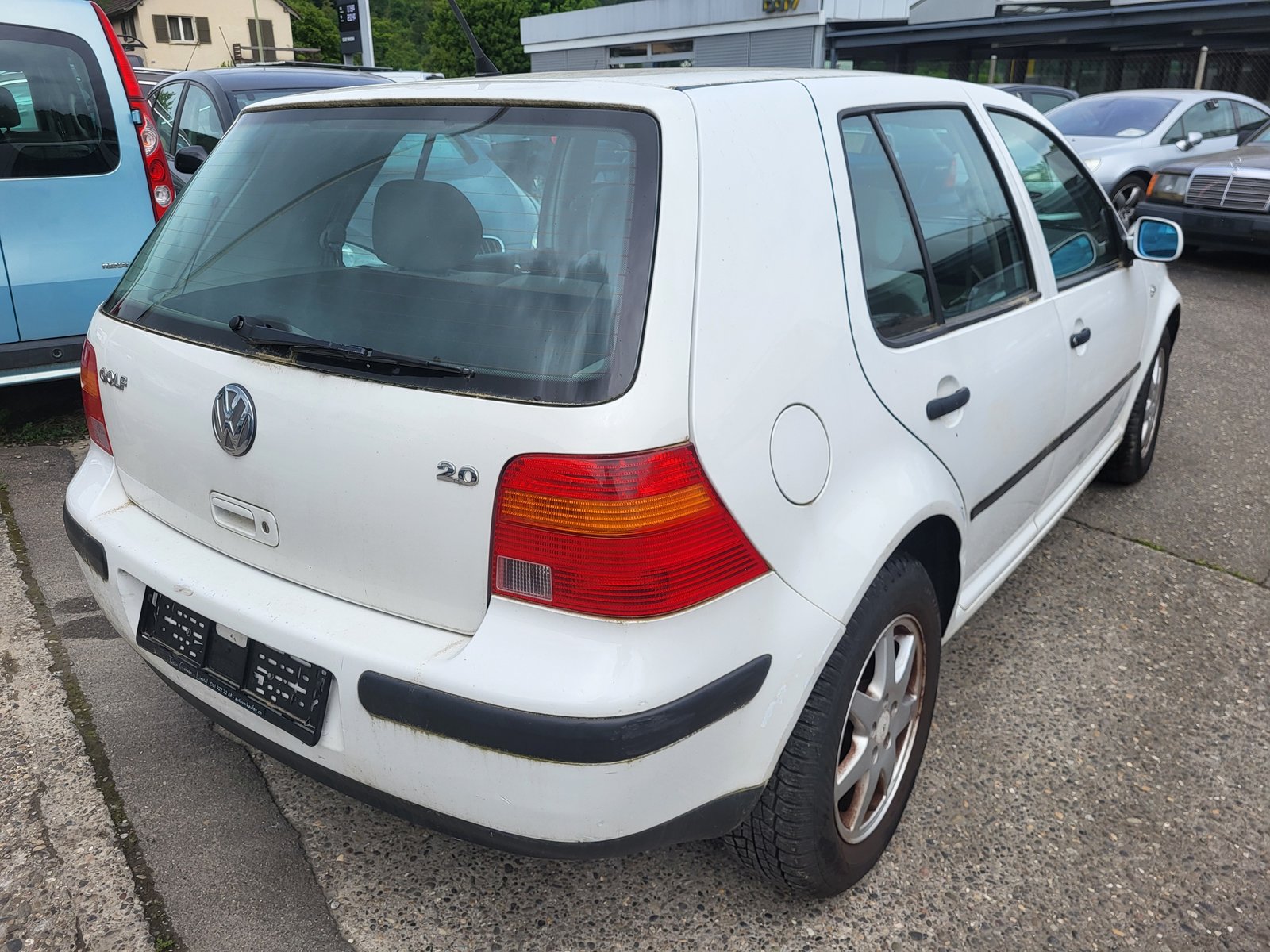 VW Golf 2.0 Comfortline, Petrol, Second hand / Used, Automatic - 4