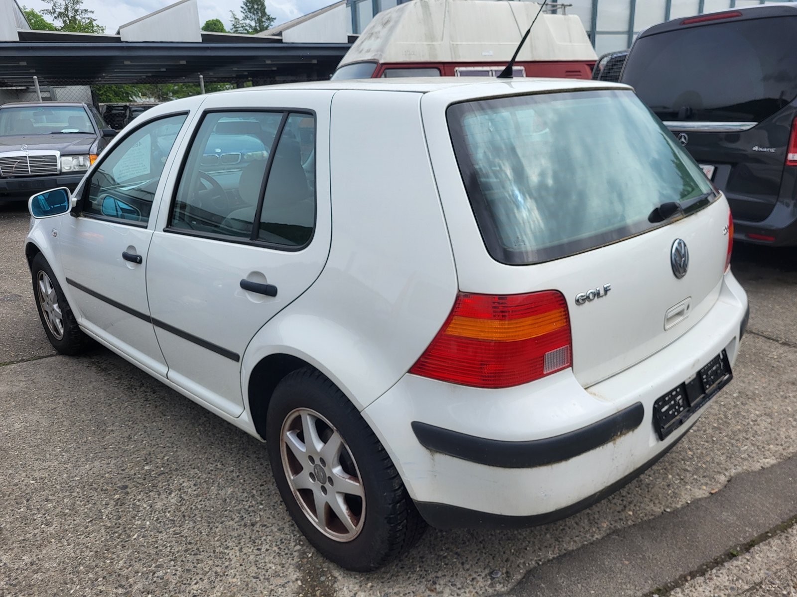 VW Golf 2.0 Comfortline, Petrol, Second hand / Used, Automatic - 5
