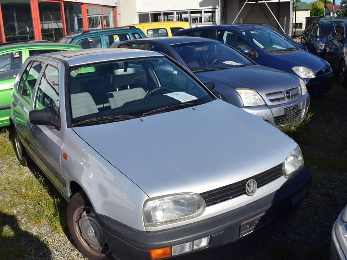 VW Golf 1800 CL, Essence, Occasion / Utilisé, Manuelle