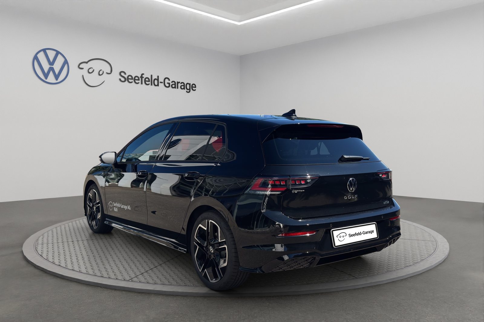 VW Golf R-Line, Benzina, Occasioni / Usate, Automatico - 4