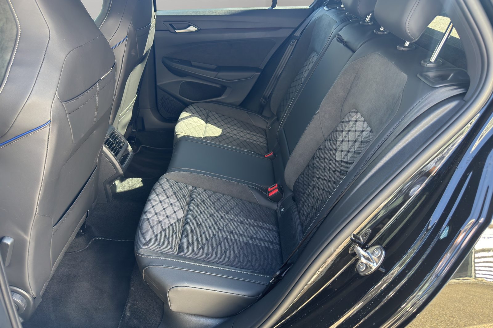 VW Golf R-Line, Benzina, Occasioni / Usate, Automatico - 6