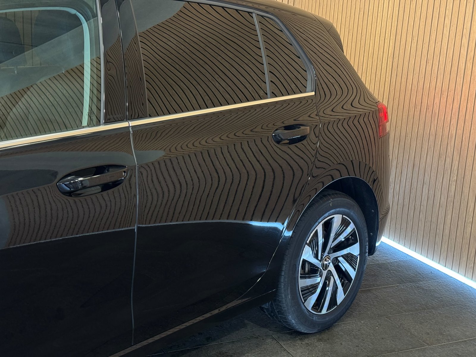 VW Golf 1.4 TSI PHEV Style, Plug-in-Hybrid Benzina/Elettrica, Occasioni / Usate, Automatico - 6